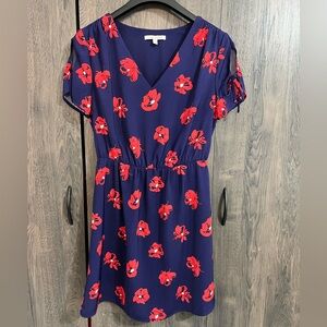 41 Hawthorn Women's Dress S Navy & Red Floral Short Sleeve V Neck